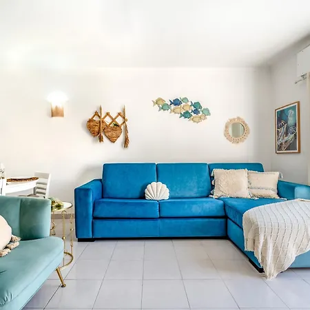 Apartment In Old Town - 5 Min Walking To The *