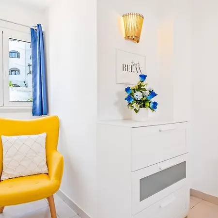 In Old Town - 5 Min Walking To The *