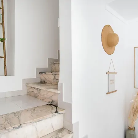 In Old Town - 5 Min Walking To The 阿尔布费拉