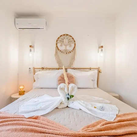 In Old Town - 5 Min Walking To The Apartament *