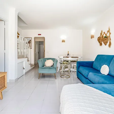 Appartamento In Old Town - 5 Min Walking To The Albufeira